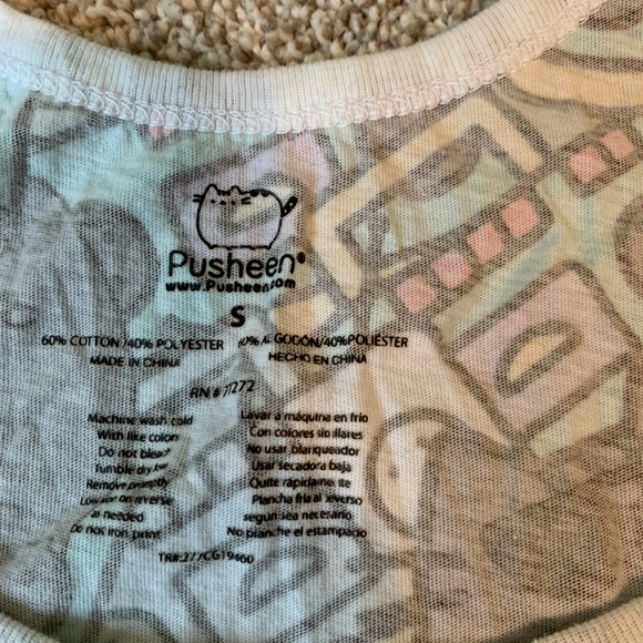 Pusheen Cool Cat Tank Top - Picture 2 of 2